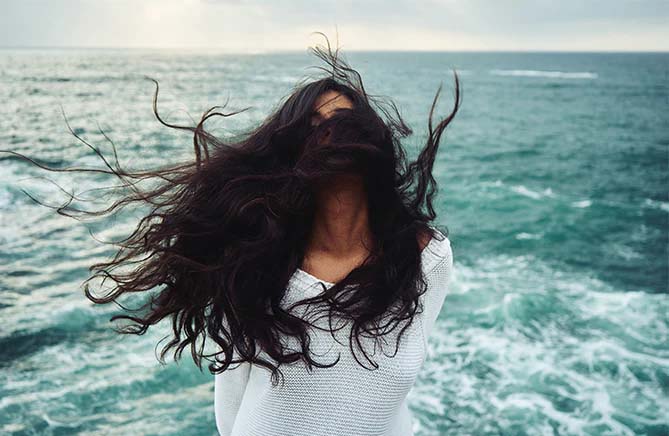 10 sencillos consejos para hacer crecer tu cabello más grueso y saludable